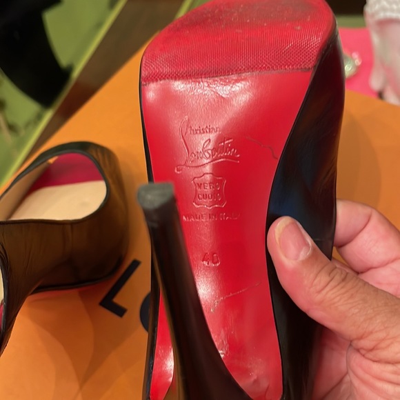 Christian Louboutin in excellent condition was worn two or three times - Picture 5 of 17